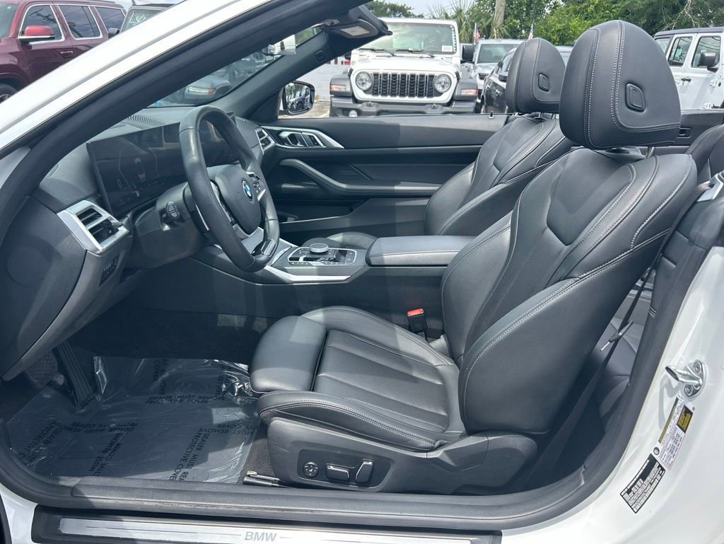 Used 2025 BMW 430i Convertible RWD image 9