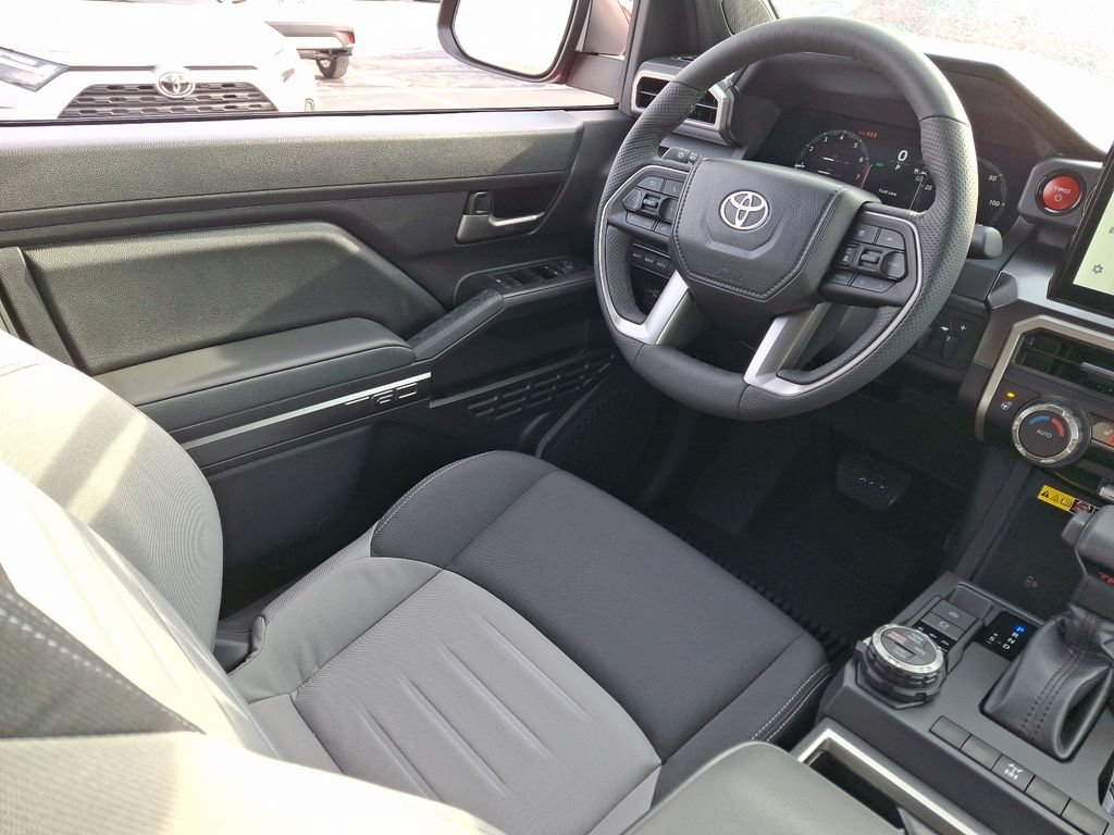 New 2025 Toyota Tacoma TRD Off-Road AWD/4WD image 9