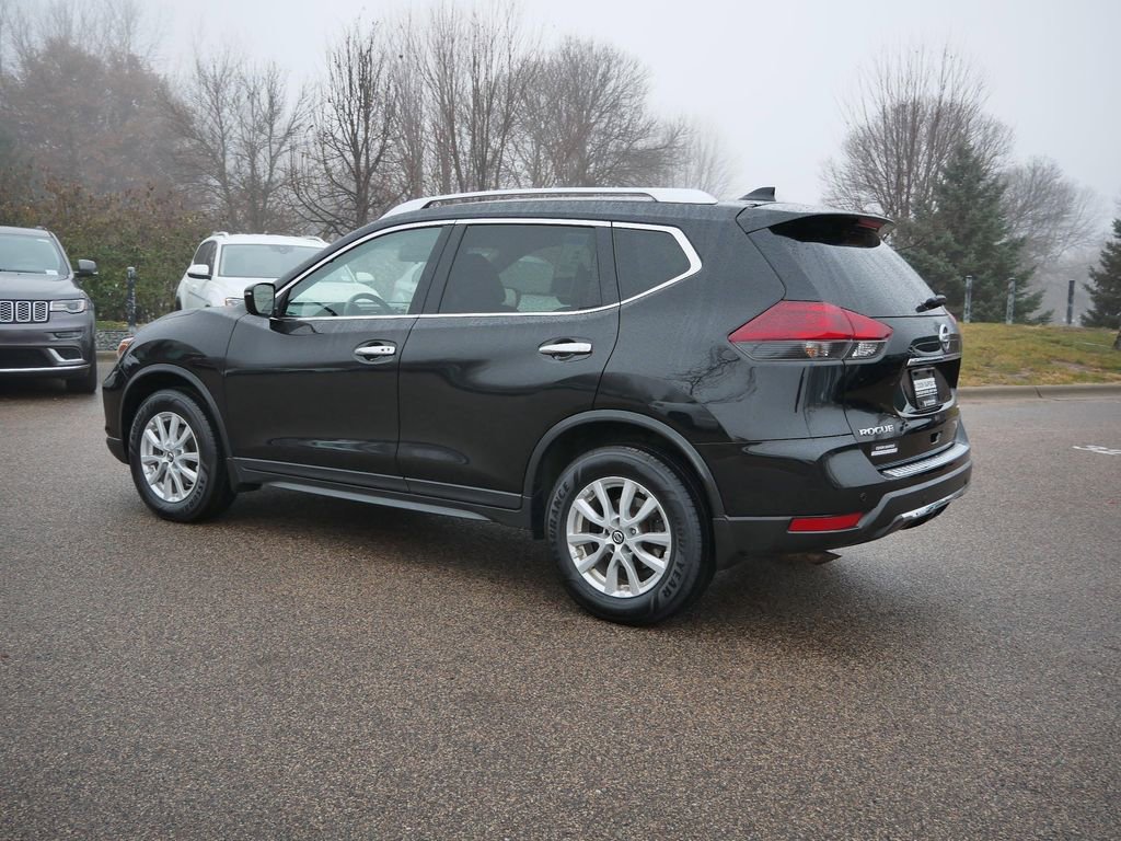 Used 2020 Nissan Rogue SV image 39