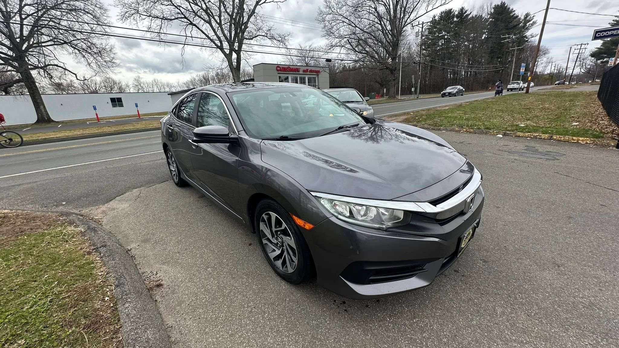 Used 2018 Honda Civic EX image 3