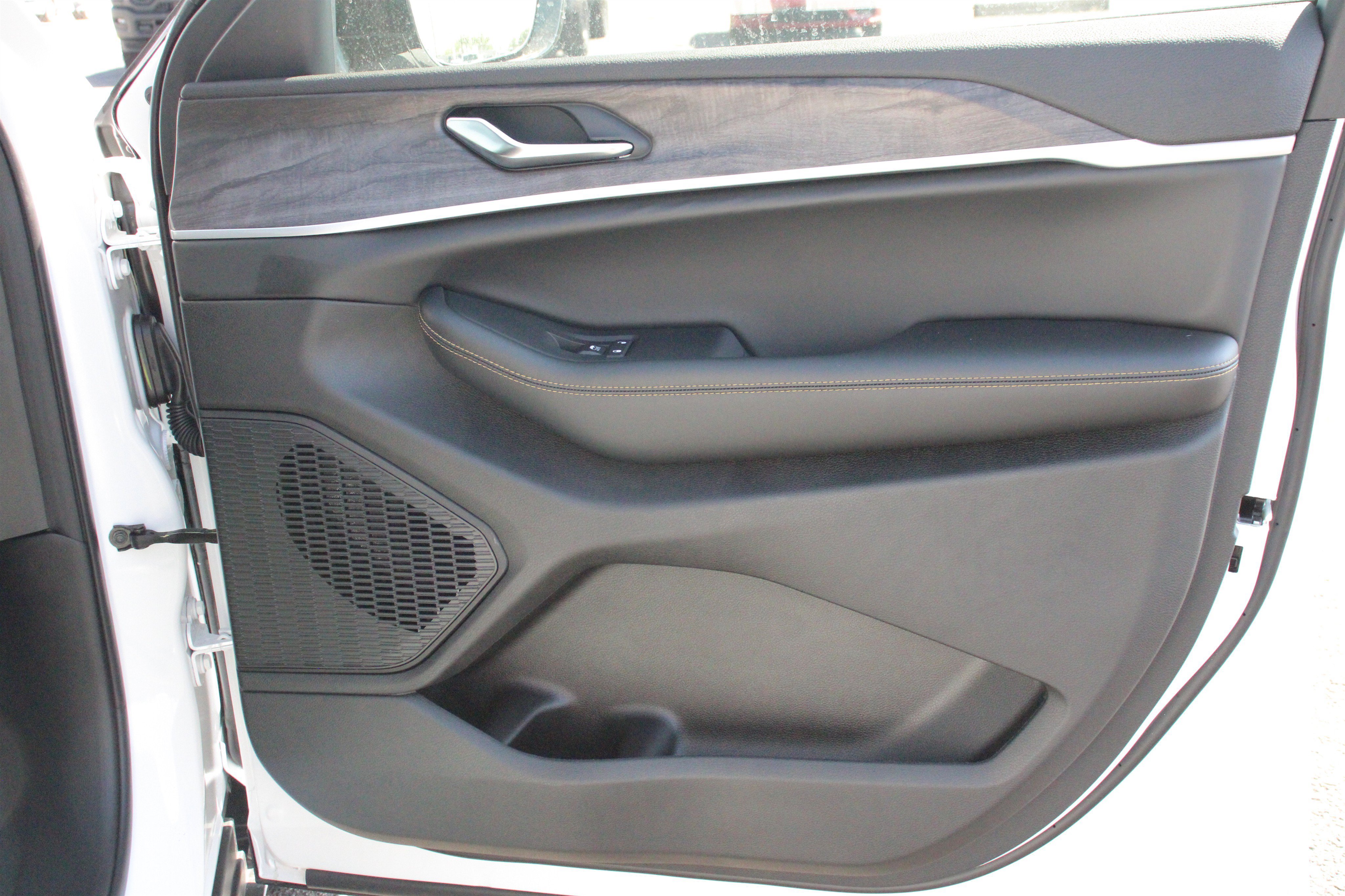 New 2026 Jeep Grand Cherokee Limited AWD/4WD image 31