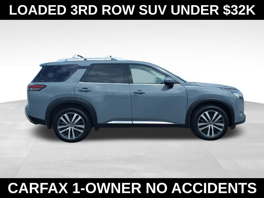 Used 2022 Nissan Pathfinder Platinum w/ Cargo Package image 9