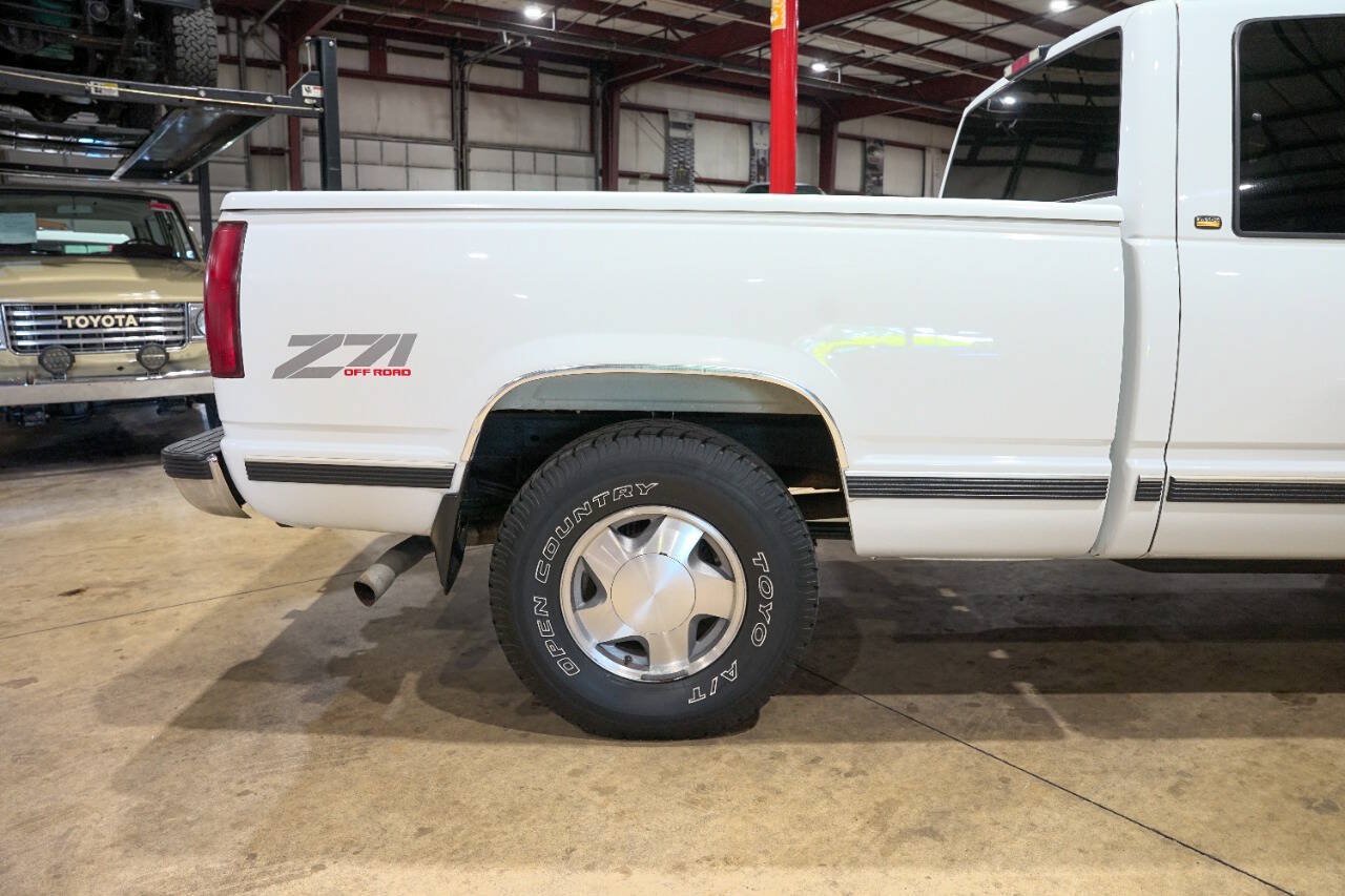 Used 1998 Chevrolet Silverado 1500 4x4 Extended Cab w/ Preferred Equipment Group 2 image 9