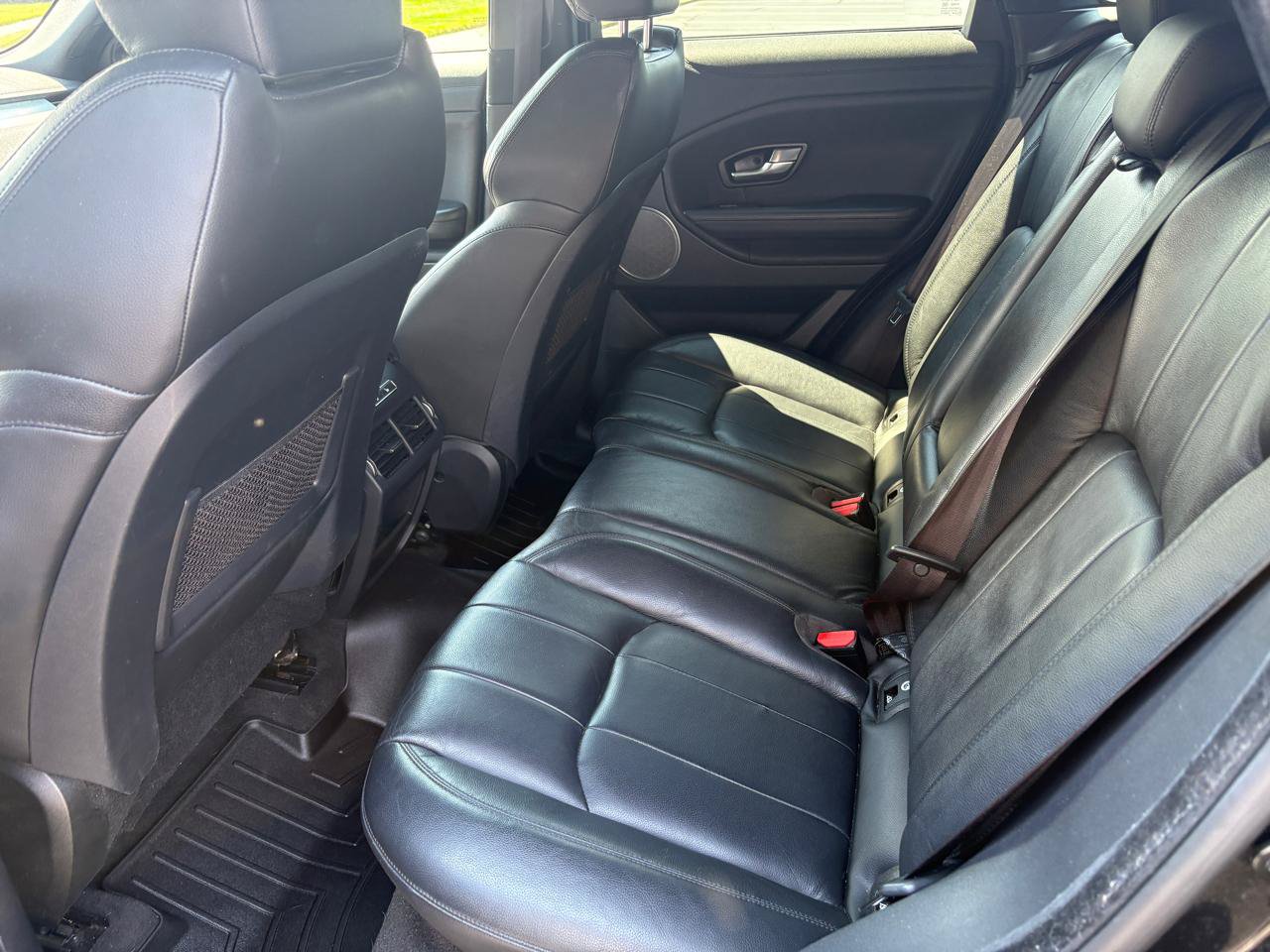 Used 2016 Land Rover Range Rover Evoque SE AWD/4WD image 10