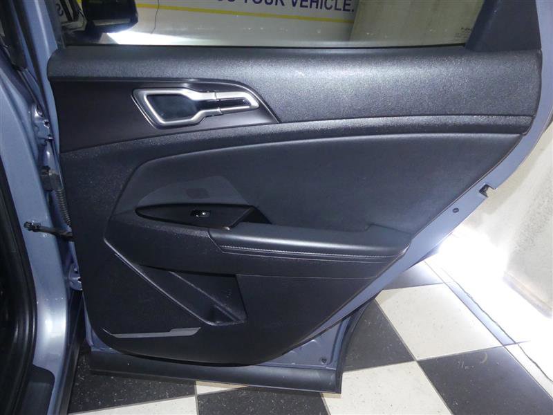 Used 2024 Kia Sportage EX AWD/4WD image 31