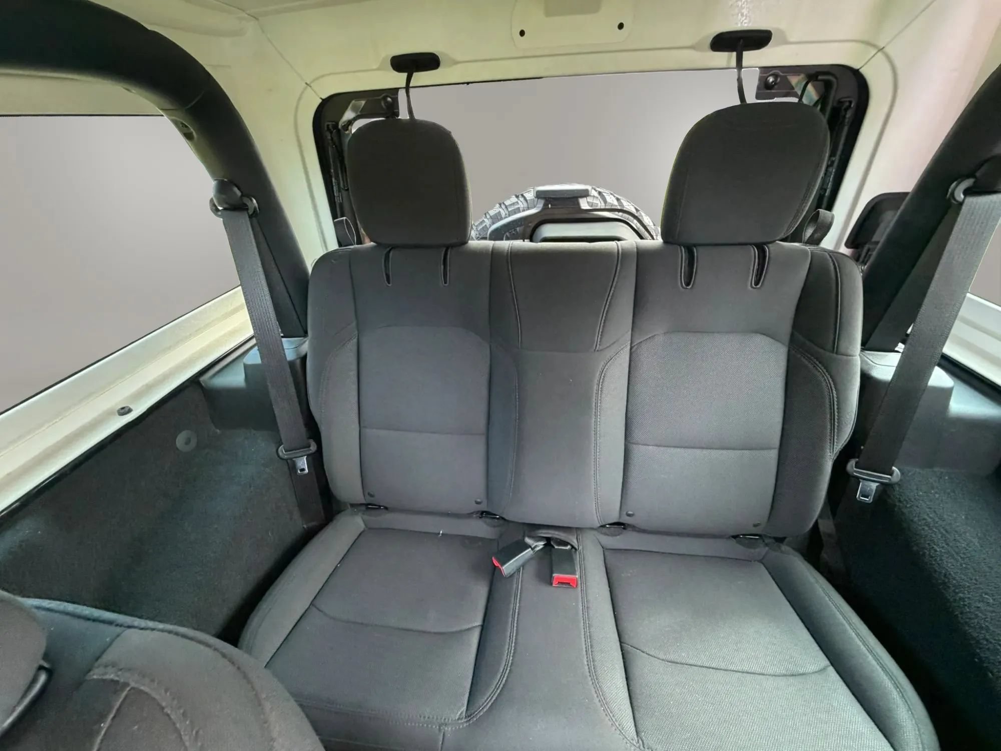 Used 2019 Jeep Wrangler Sport AWD/4WD image 12
