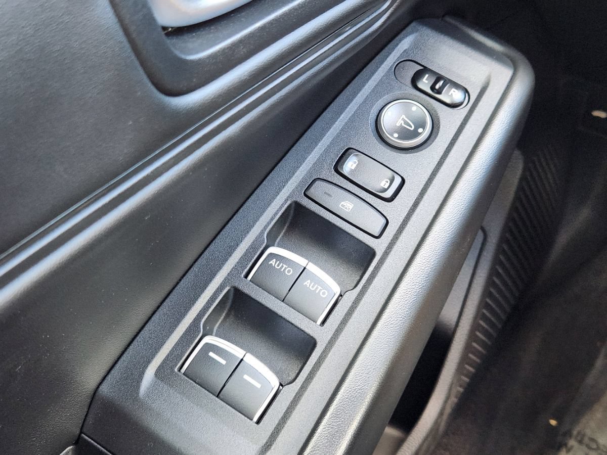 Used 2023 Honda Accord EX image 40