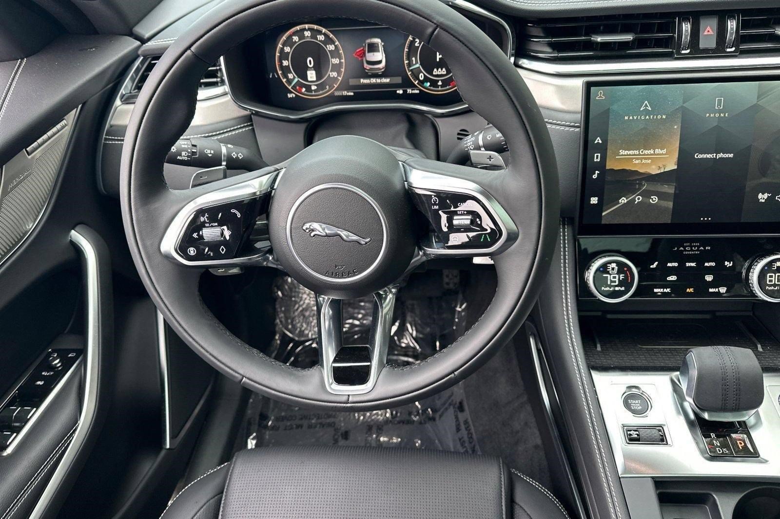 New 2025 Jaguar F-PACE R-Dynamic S AWD/4WD image 4