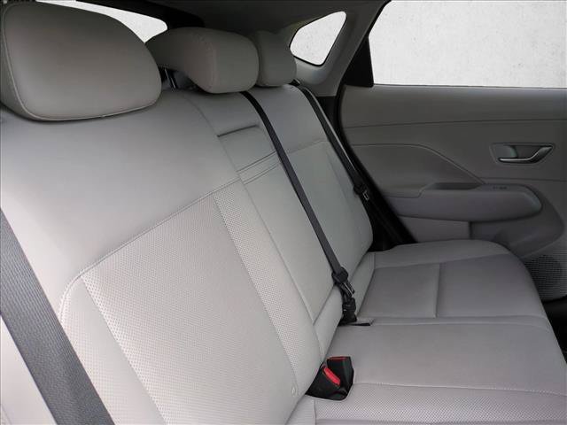Used 2024 Hyundai Kona Limited FWD image 20