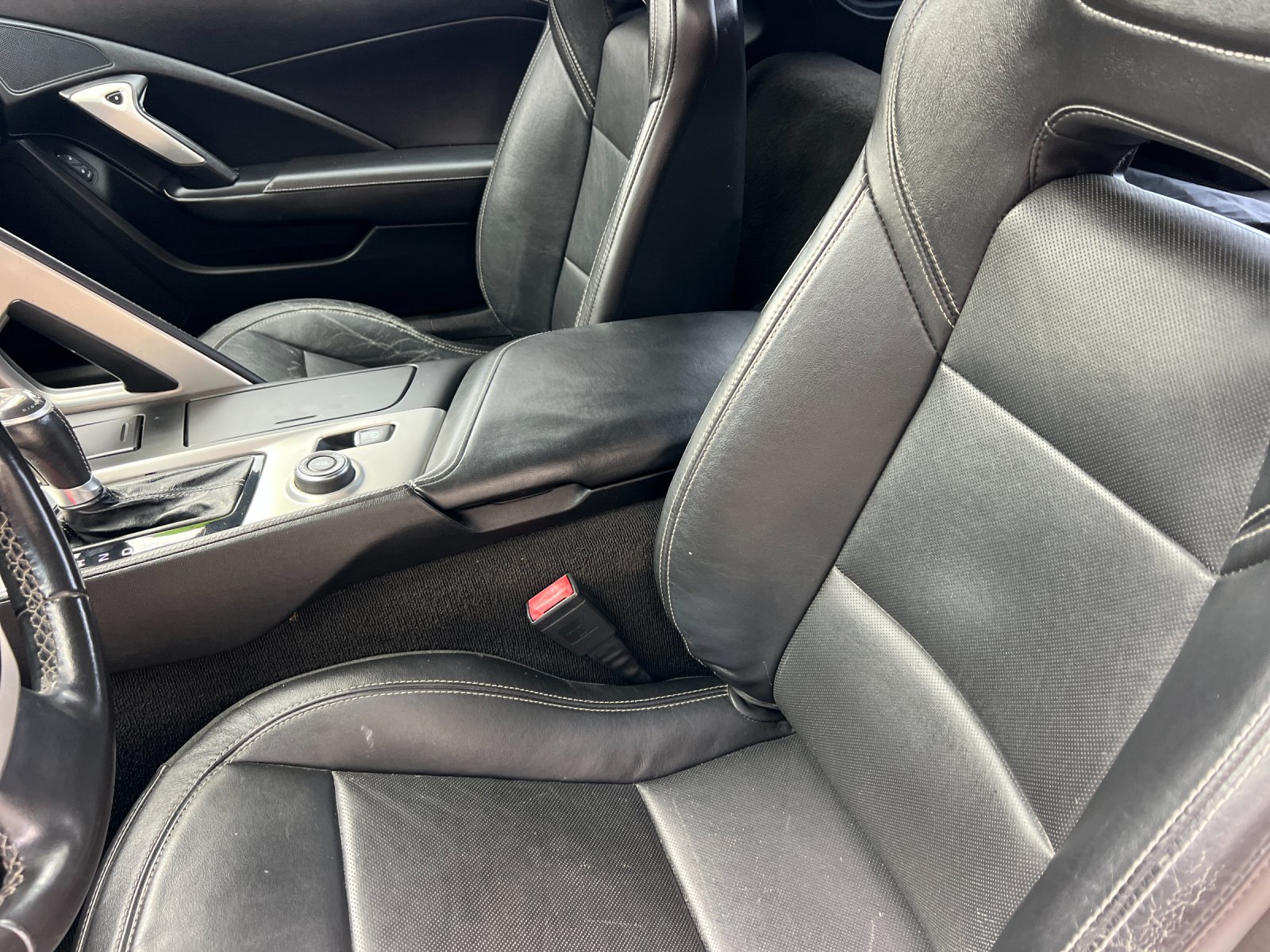 Used 2015 Chevrolet Corvette Stingray Coupe RWD image 11