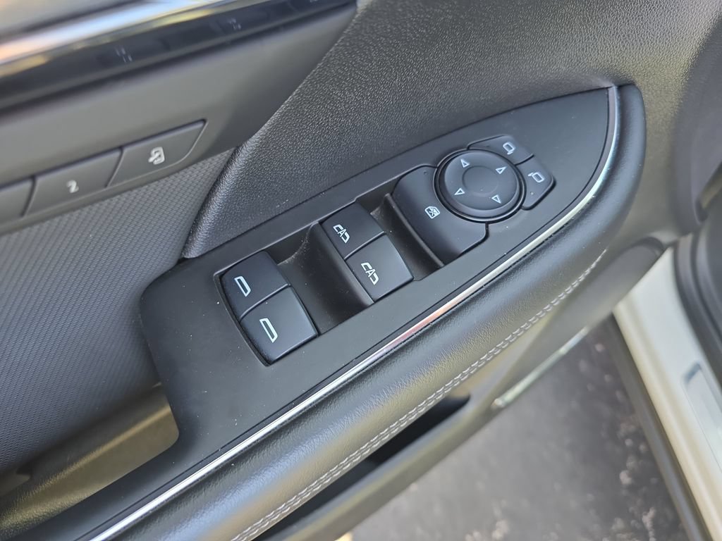 Used 2024 Buick Envision Preferred AWD/4WD image 13