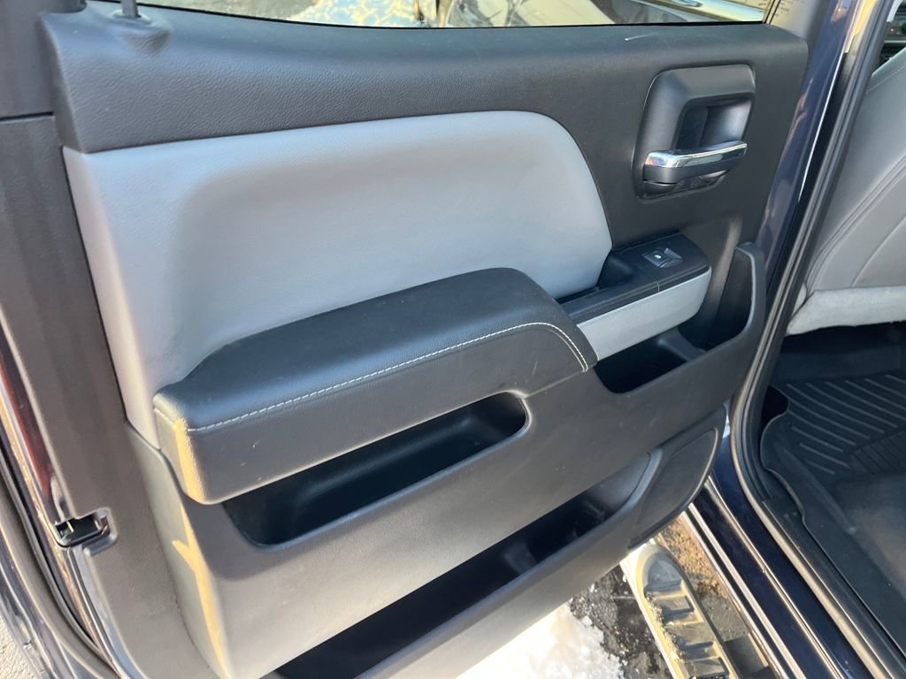 Used 2018 Chevrolet Silverado 1500 LTZ Z71 w/ Centennial Edition image 28