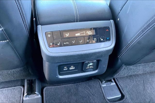 Used 2024 Nissan Pathfinder Platinum w/ Cargo Package AWD/4WD image 10