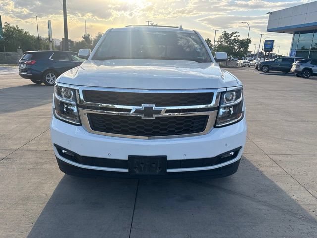 Used 2020 Chevrolet Tahoe LT w/ Luxury Package AWD/4WD image 2