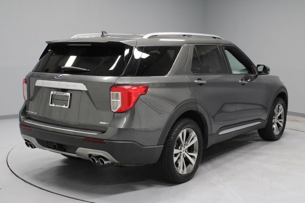 Used 2020 Ford Explorer Platinum w/ Premium Technology Package AWD/4WD image 11