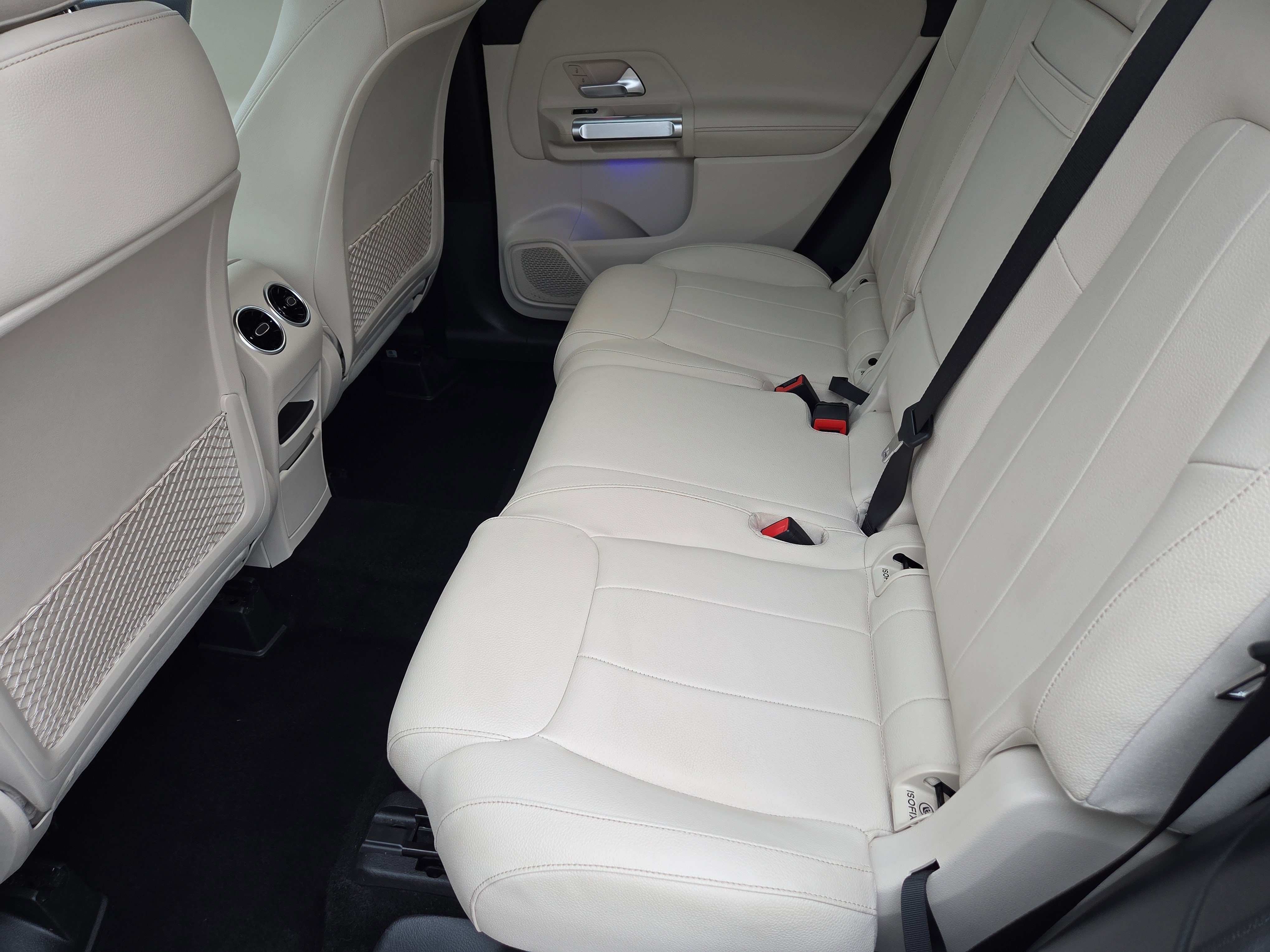 Used 2023 Mercedes-Benz GLB 250 image 6