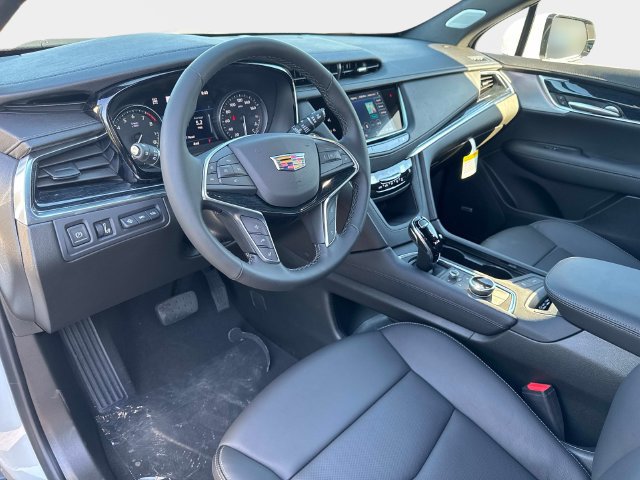 New 2026 Cadillac XT5 Premium Luxury w/ Driver Assist Package AWD/4WD image 18