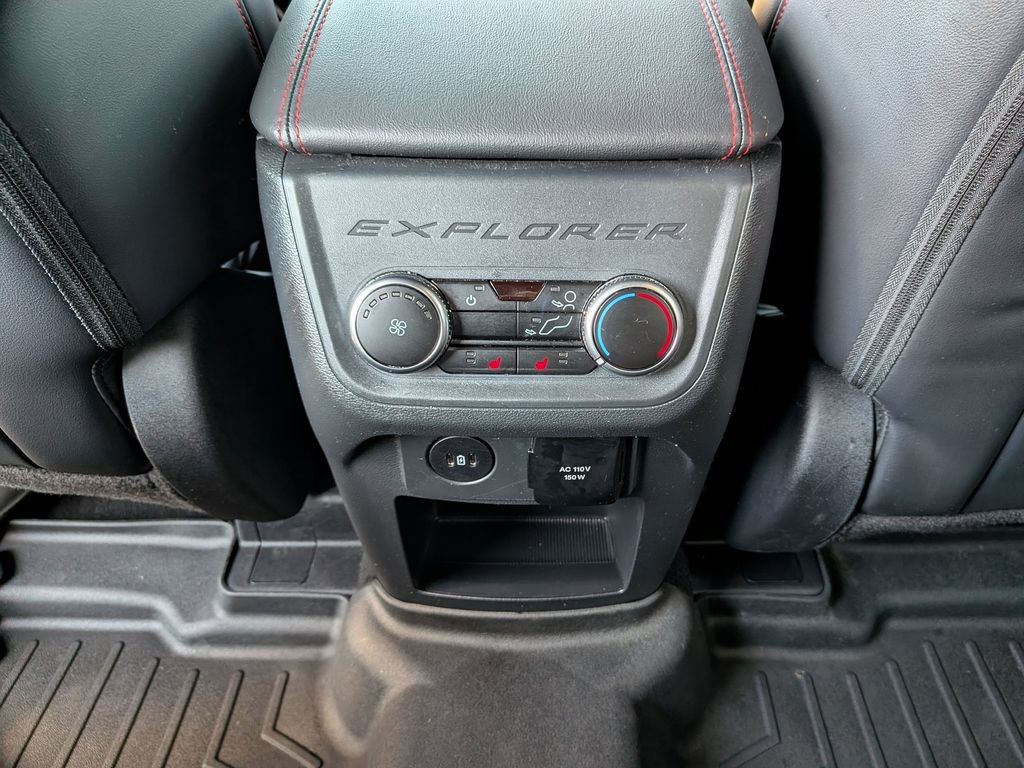 Used 2026 Ford Explorer ST-Line w/ Premium Package RWD image 35