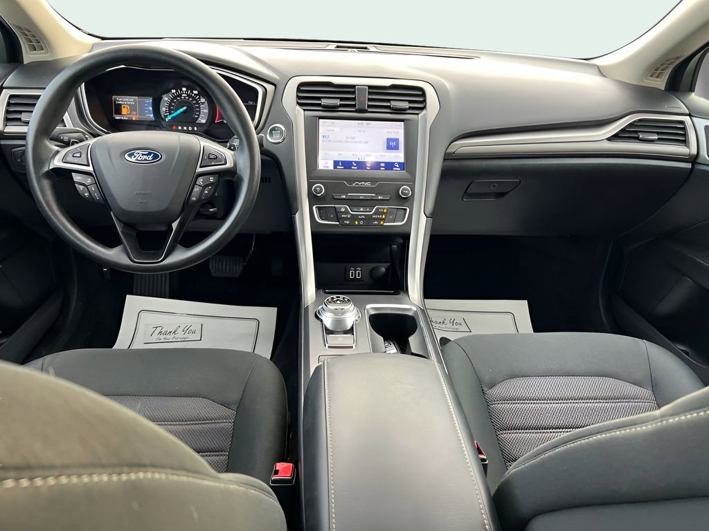 Used 2020 Ford Fusion SE AWD/4WD image 13