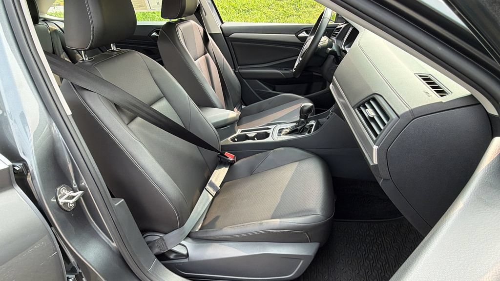 Used 2019 Volkswagen Jetta SE FWD image 21