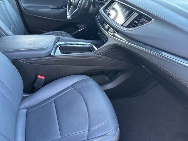 Used 2024 Buick Enclave Premium FWD image 39