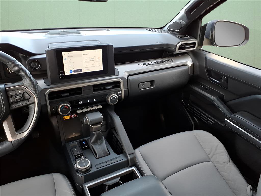 Used 2024 Toyota Tacoma SR5 image 9