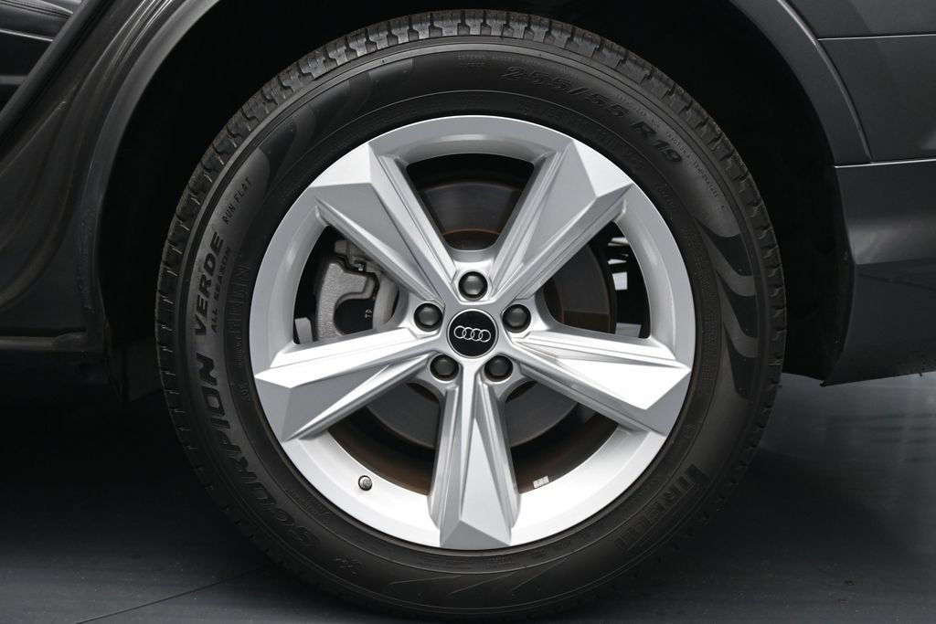 Used 2024 Audi Q7 2.0T Premium AWD/4WD image 23