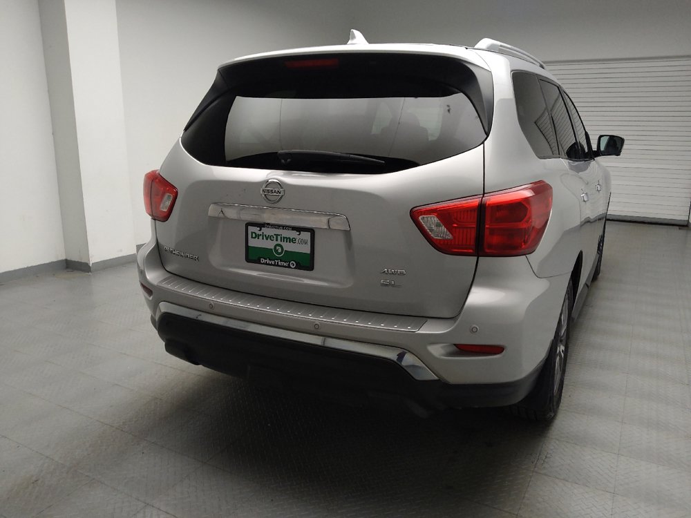 Used 2020 Nissan Pathfinder SL AWD/4WD image 7
