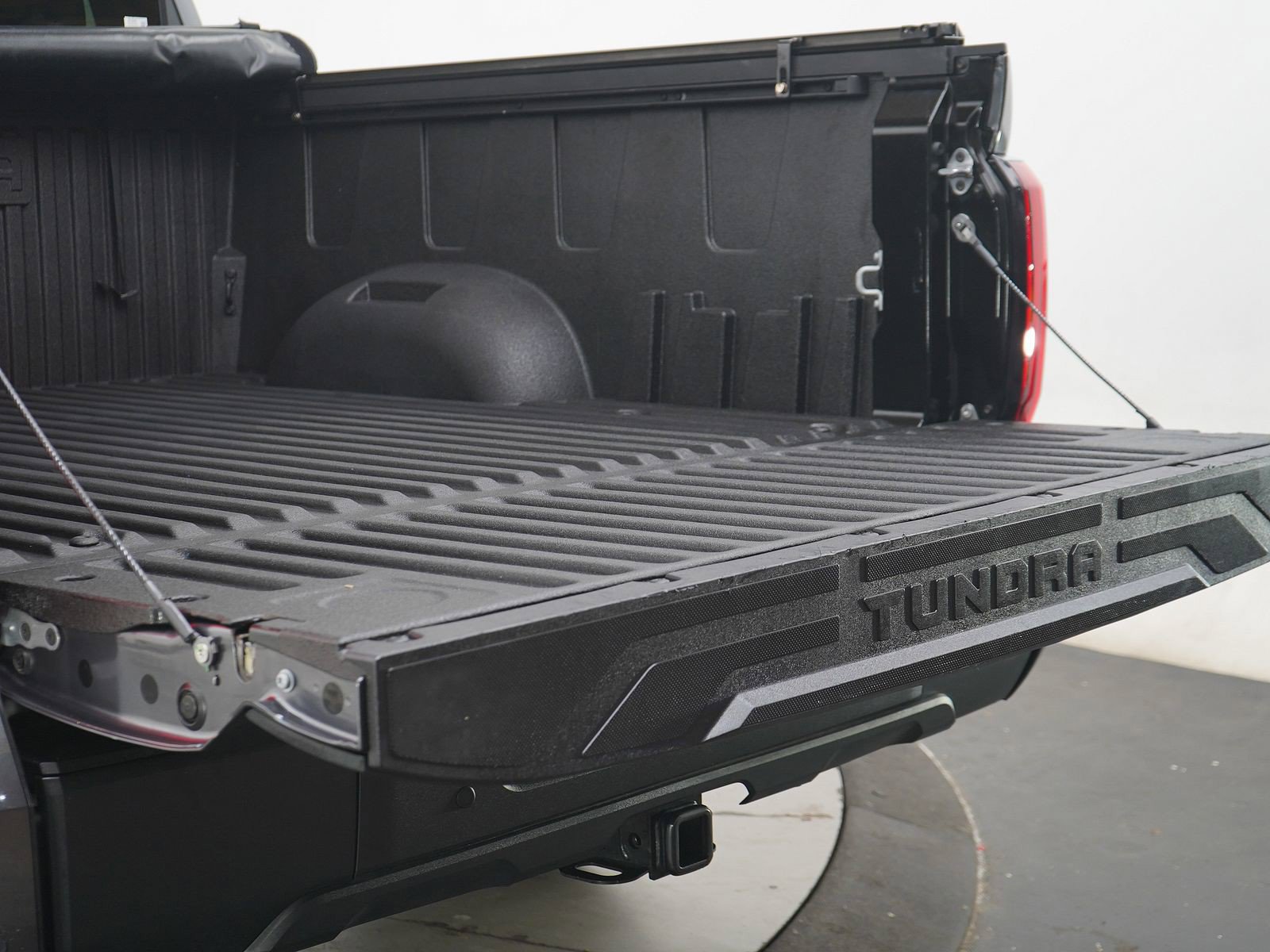 Used 2026 Toyota Tundra SR5 w/ SR5 Convenience Package AWD/4WD image 12