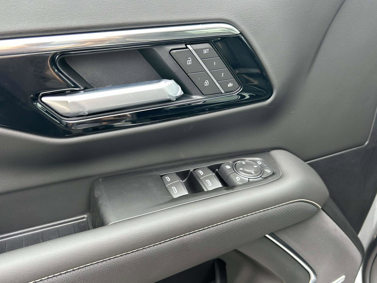 New 2026 Chevrolet Suburban Premier AWD/4WD image 20
