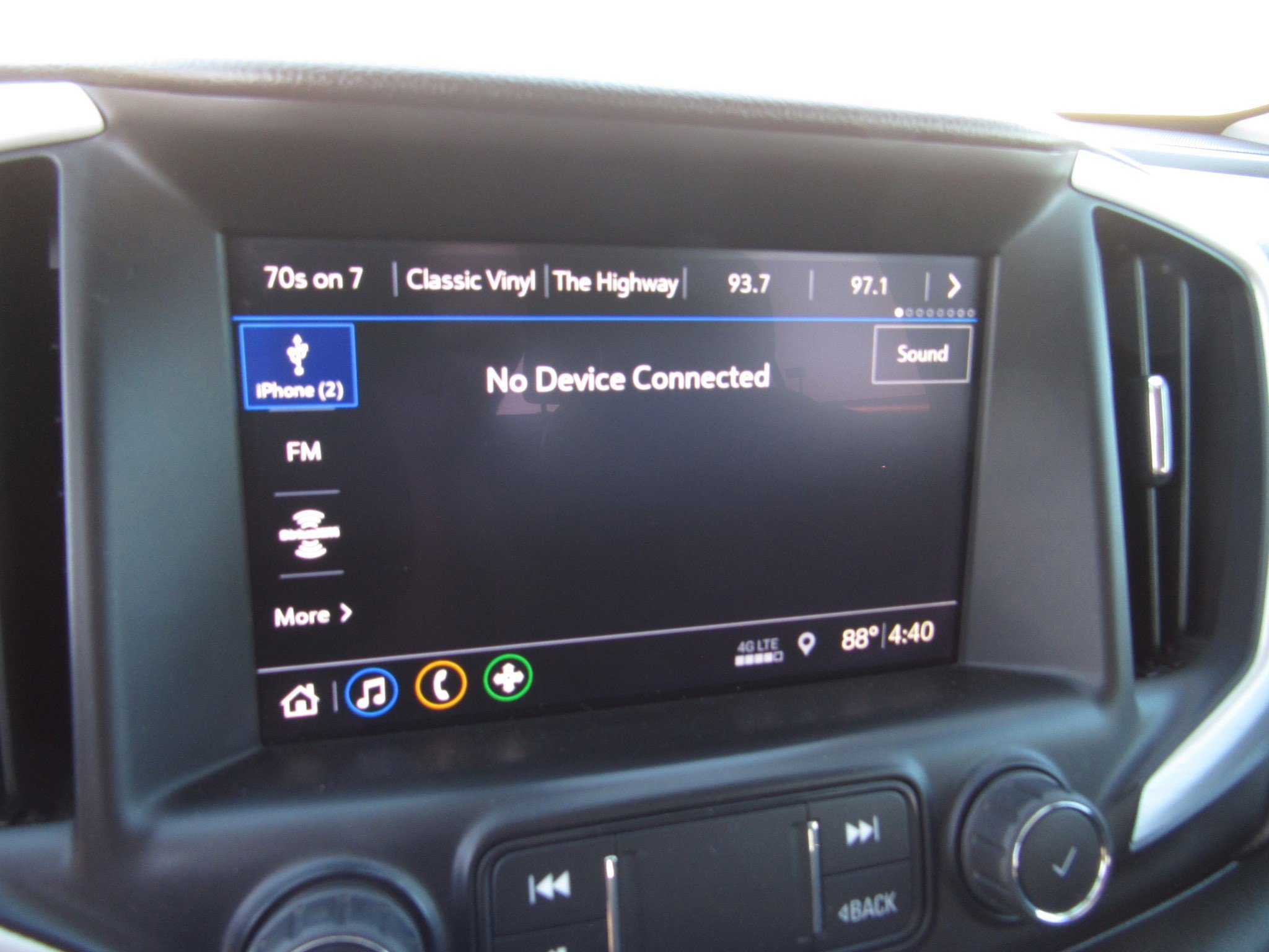 Used 2020 GMC Terrain SLT w/ Preferred Package image 19