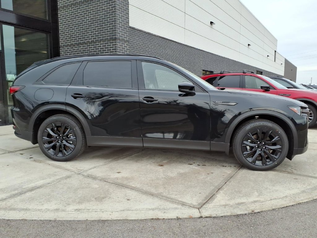 New 2026 MAZDA CX-90 Plug-In Hybrid w/Premium Sport AWD/4WD image 8