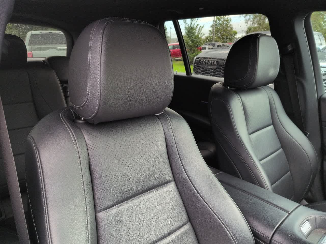 Used 2021 Mercedes-Benz GLS 450 4MATIC image 7