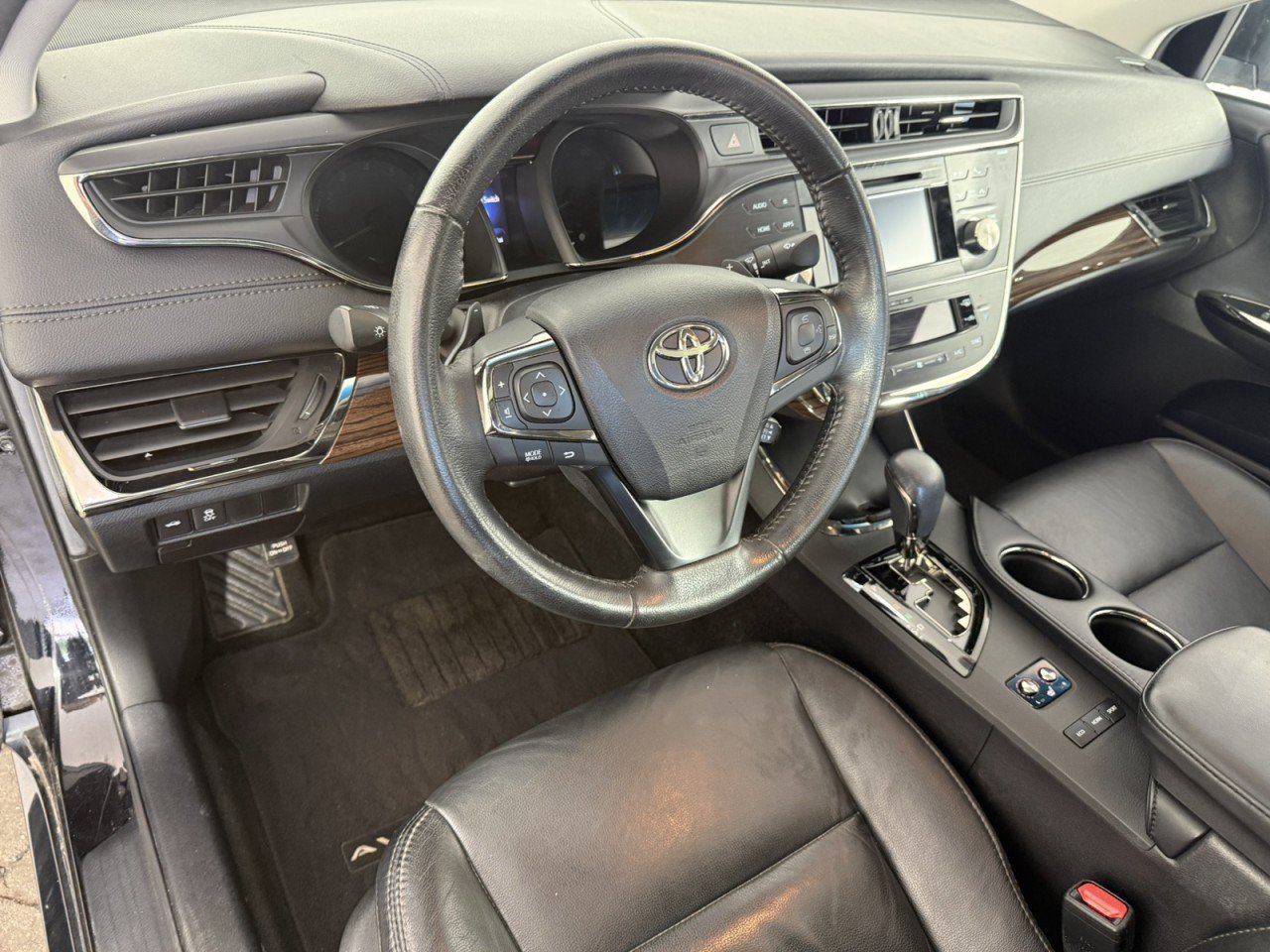 Used 2015 Toyota Avalon XLE Premium FWD image 21