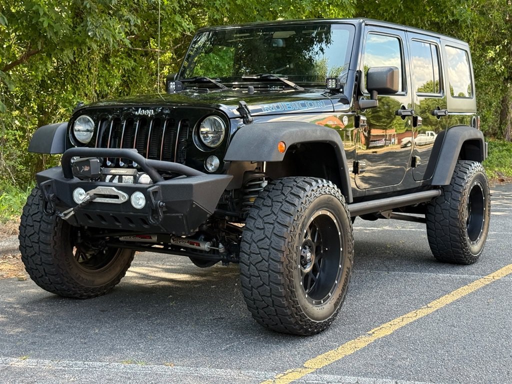 Used 2015 Jeep Wrangler Unlimited Rubicon w/ Dual Top Group AWD/4WD image 7
