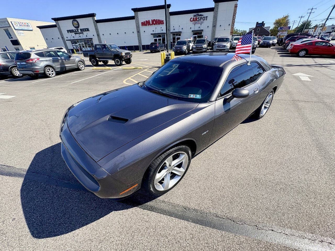 Used 2016 Dodge Challenger R/T RWD image 34