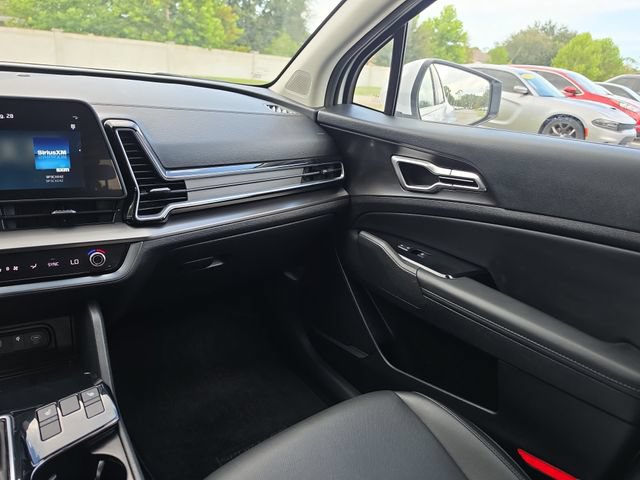 Certified 2025 Kia Sportage EX w/ Premium Package FWD image 10