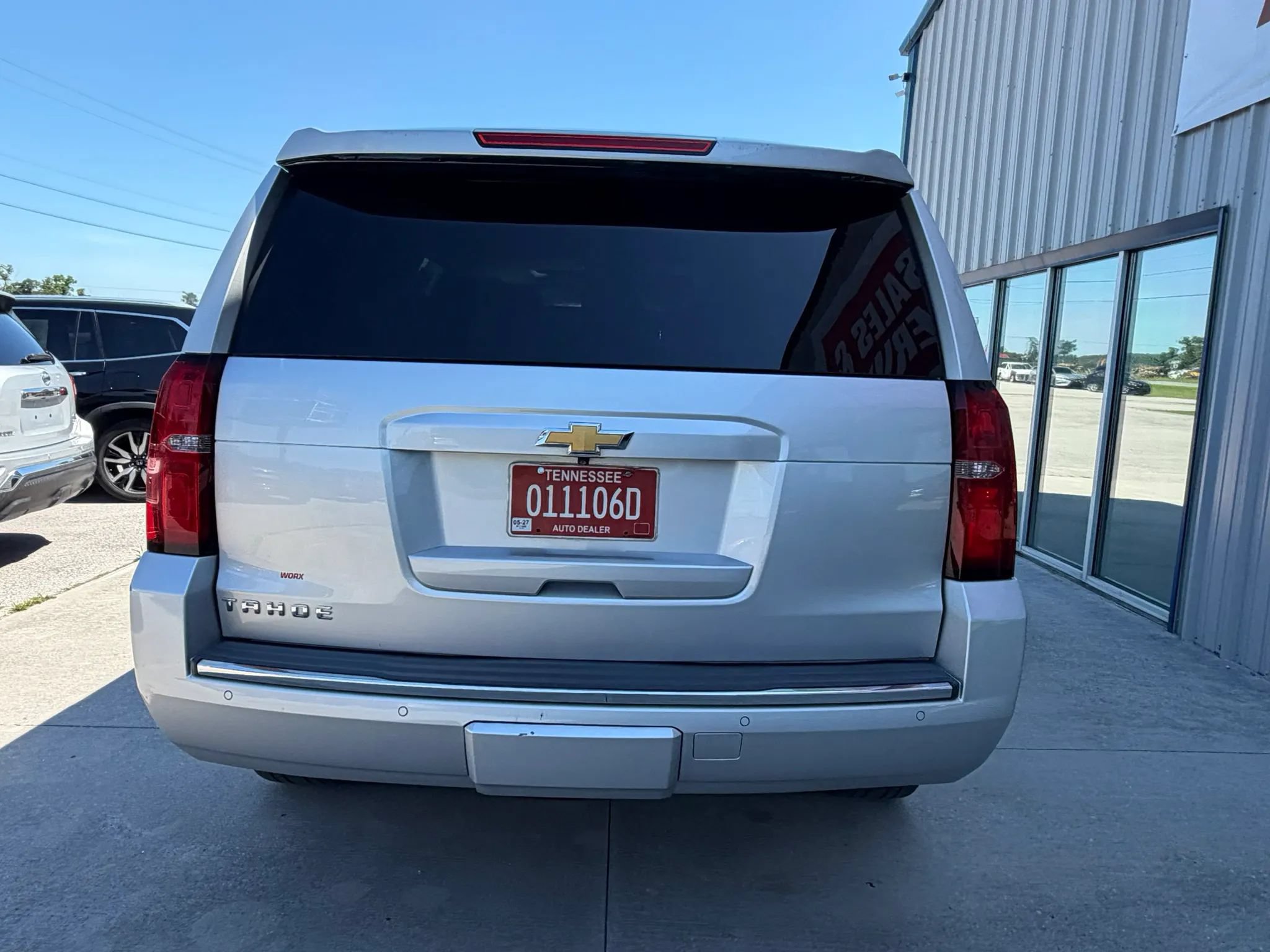 Used 2016 Chevrolet Tahoe LTZ AWD/4WD image 5