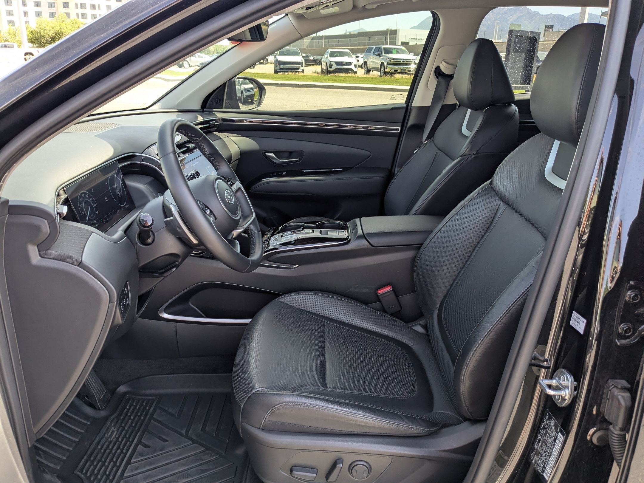 Used 2024 Hyundai Tucson Limited AWD/4WD image 25