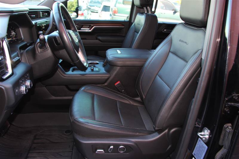 Used 2024 GMC Sierra 2500 Denali w/ Denali Reserve Package AWD/4WD image 11