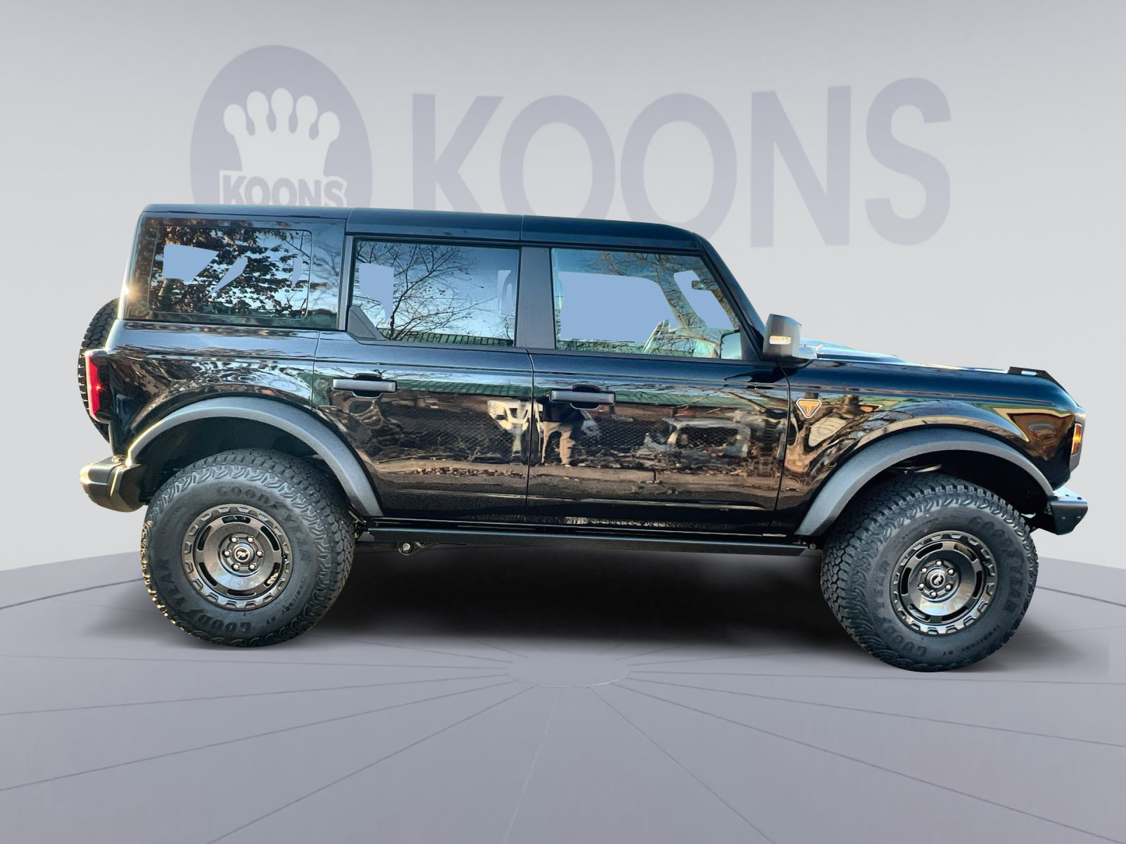 New 2025 Ford Bronco Badlands image 8