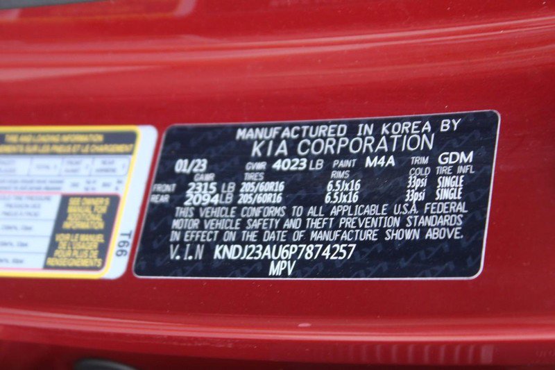 Used 2023 Kia Soul LX w/ LX Technology Package image 18