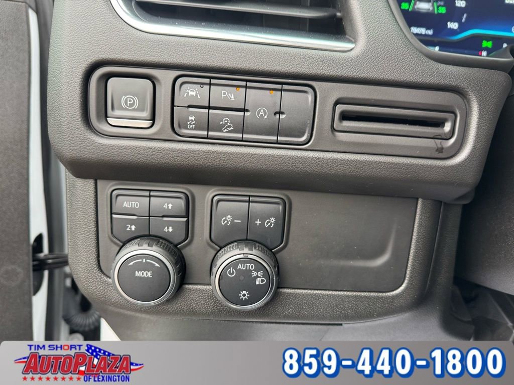 Used 2023 Chevrolet Suburban Z71 image 22