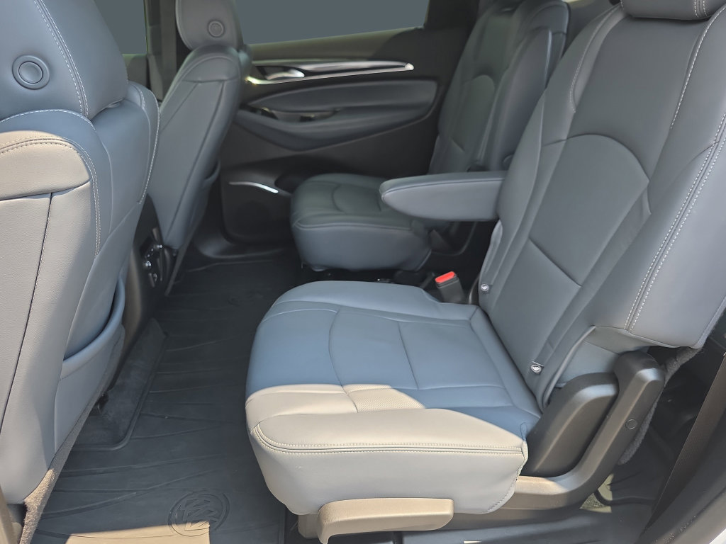 Used 2023 Buick Enclave Essence FWD image 30