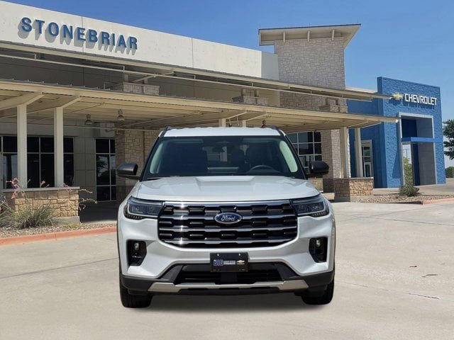 Used 2025 Ford Explorer Active w/ Active Comfort Package RWD image 9