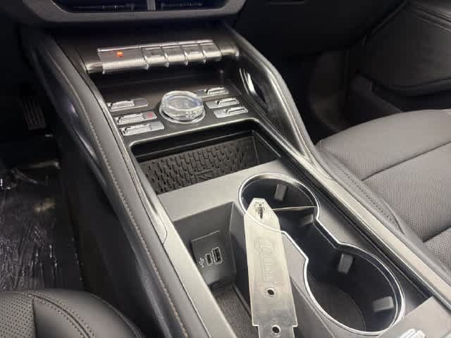 New 2026 Lincoln Nautilus Premier w/ Jet Appearance Package AWD/4WD image 5