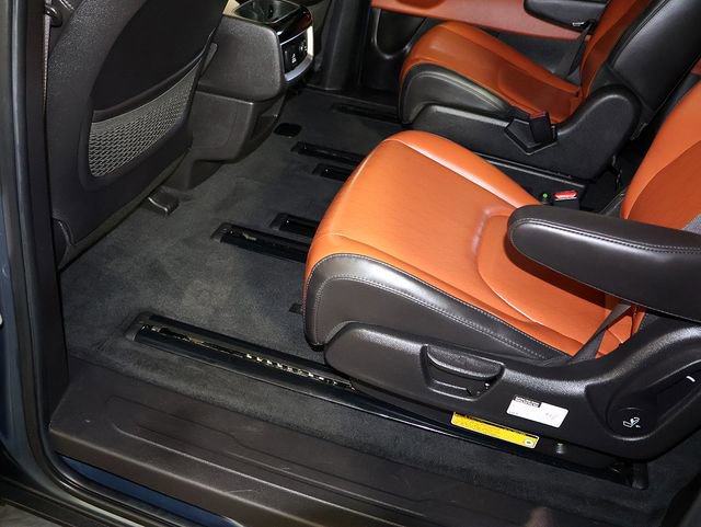 Used 2022 Kia Carnival SX FWD image 31