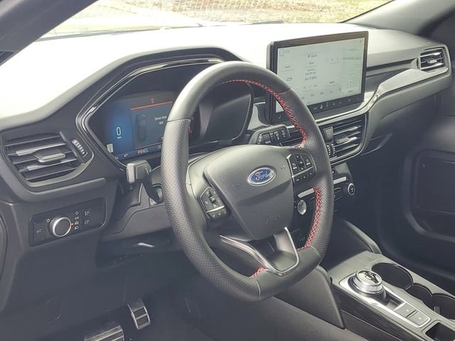 Certified 2024 Ford Escape ST-Line w/ Tech Pack #1 image 11