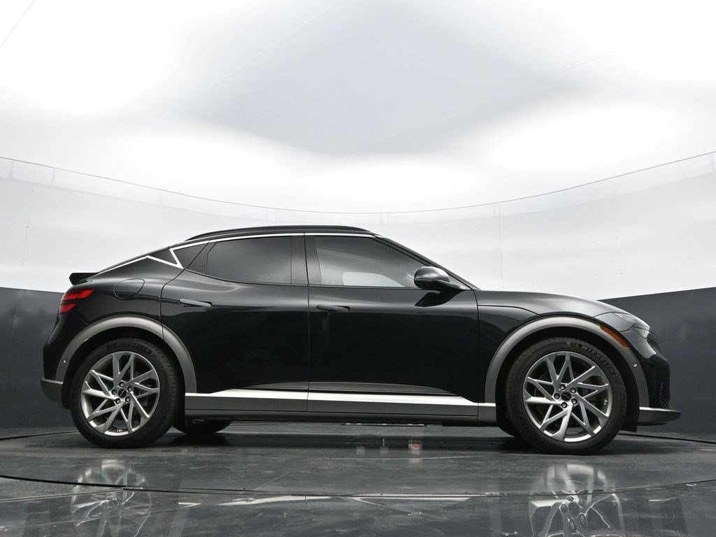 Used 2025 Genesis GV60 Advanced AWD/4WD image 39