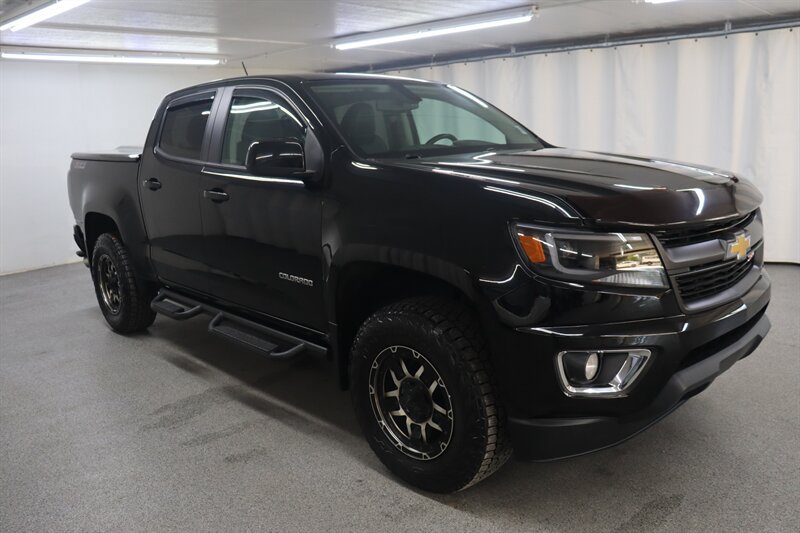Used 2017 Chevrolet Colorado Z71 AWD/4WD image 1